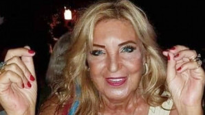 Beyin kanaması geçiren tiyatro sanatçısı Esra Akgün hayatını kaybetti