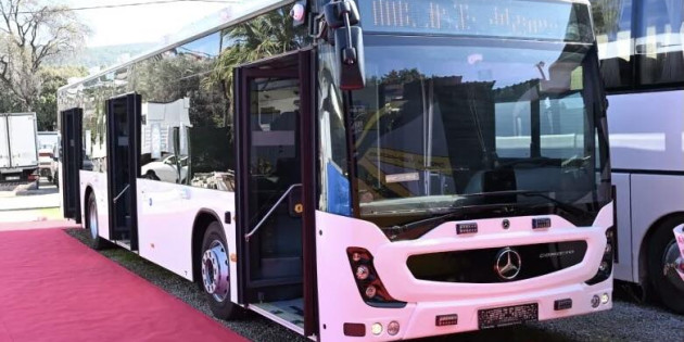 8 Yoğun bakım yatağı olan mobil otobüs klinik Bodrum’da üretildi