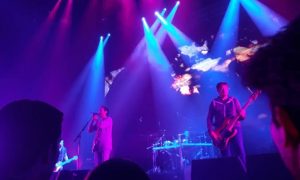 Mor Ve Ötesinden Zorlu Psm’de Muhteşem Konser