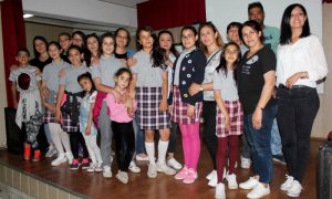 Düğerek ingilizce öğreniyor