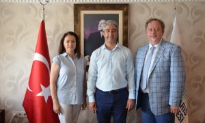 RUS BAŞKONSOLOS’TAN NEZAKET ZİYARETİ