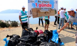 DEĞİRMENLER’DEN BİR TON ÇÖP ÇIKTI