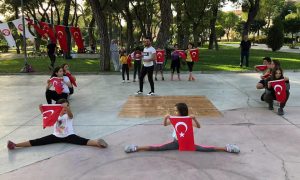 AVRUPA HAREKETLİLİK HAFTASI KIŞLA PARKINDAKİ ETKİNLİKLERLE KUTLANDI