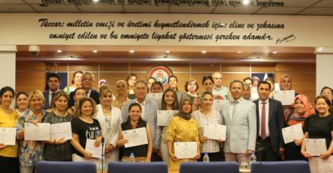 Girişimci Kadınlar belgelerini aldı