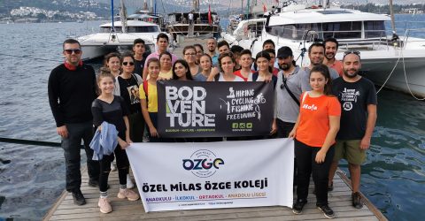 Öğrenci ve Öğretmenlerden Çevre Temizliği