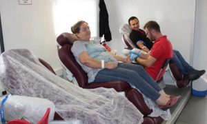 112 etkinliği kan bağışı kampanyasına büyük ilgi