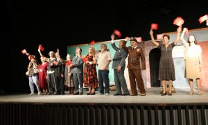 TİYATRO SAHNESİNDE 30 AĞUSTOS COŞKUSU