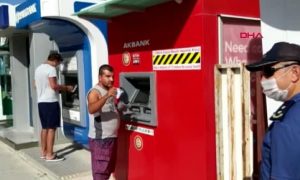 Datça Emniyet Müdüründen Maskesiz Vatandaşa Esprili Uyarı