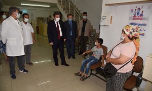 Muğla Valisi Orhan Tavlı, Menteşe 4 no’lu Aile Sağlığı Merkezini ziyaret etti.
