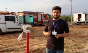 Azerbaycanlı Gazeteci Balayını bırakıp Türkiye’ye yangına koştu