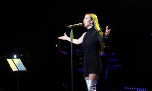 BODRUM BELEDİYESİ SARI YAZ KALE KONSERLERİ DERYA ULUĞ İLE BAŞLADI