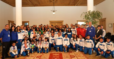 Büyükşehirden Amatör Spor Kulüplerine Destek