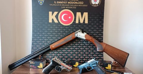 RUHSATSIZ SİLAH VE MERMİ ELE GEÇİRİLDİ