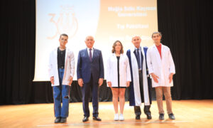 Beyaz Önlük Giyme Töreni’ne Katıldı