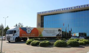 Büyükşehir Kültür Tırı hizmet için yollarda