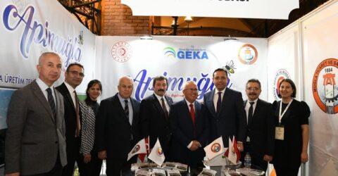 7.Uluslararası Muğla Arıcılık ve Çam Balı Kongresi Marmaris’te Başladı