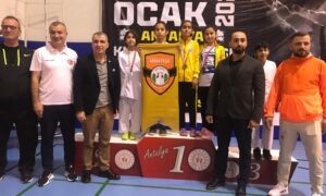 ŞAMPİYON KARATECİLER