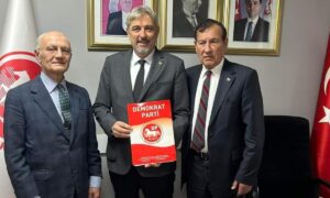 Demokrat Parti (DP) Muğla Milletvekili Aday adayı Zekai Alper