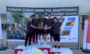 MUĞLA BİSİKLET TAKIMINDAN BAYRAM HEDİYESİ