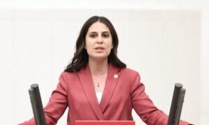 “Belcekız Plajı’ndaki her türlü yapılaşma hukuka aykırıdır”