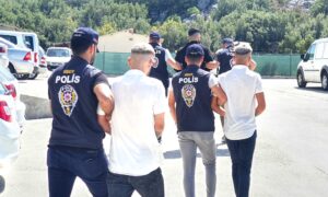 İDDİA KUPONU VAADİYLE DOLANDIRIYORLARDI