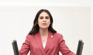 İKTİDARIN TERCİHİ SARAYA 40 MİLYON, İÇME SUYUNA BİN LİRA !