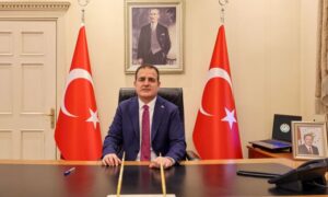 Vali İdris Akbıyık’ın 1 Ekim Dünya Yaşlılar Günü Mesajı