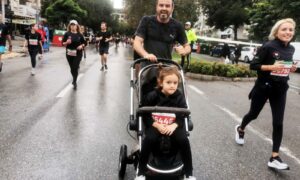 İzmir’de binlerce kişi Ata’dan Ana’ya koştu