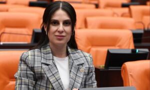 Muğla’da mezarlık temizliğine götürülen öğrenciler Meclis gündeminde