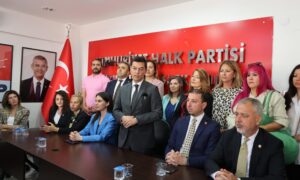 MARMARİS’TE CHP BAYRAM YERİ OLDU