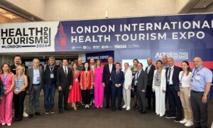 YÜCELEN LONDRA FUARINDA