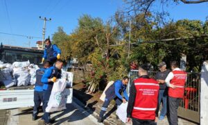 Soğuk Kış Günlerinde Yakacak Desteği