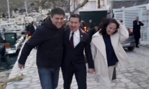 “İki Yaka Tek Sofra” Festivali’nde Başkanlar El Ele Görüntülendi