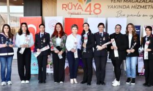 Jandarma, şehit annelerini ve kadınları unutmadı