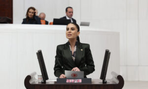 Özcan, Fethiye’deki marina projesini Meclis’e taşıdı;