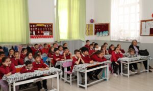 Miniklere Atık Bilinci  ve İklim Değişikliği Eğitimi  