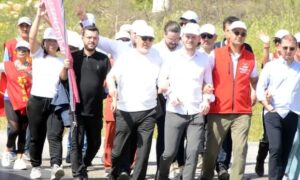 CHP, gençlerin geleceği için Bodrum’dan Muğla’ya Adalet yürüyüşü başlattı