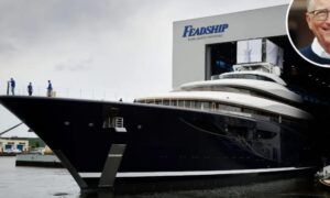 Bill Gates Bodrum’da tatil yaptığı  645 milyon dolarlık ultra lüks yatını satılığa çıkardı