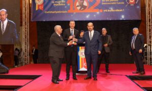 Muğla Valisi  Dr. İdris Akbıyık yılın Valisi seçildi