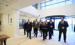 Muğla Valisi Dr. İdris Akbıyık, Çevre Dostu Yeni Binayı İnceledi