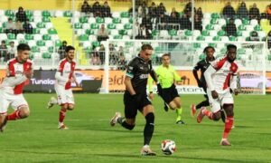 Sipay Bodrum FK evinde kaybetti:   (1-2)