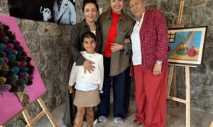7 yaşındaki Kumsal Lina’nın açtığı sergi  hayran bıraktı