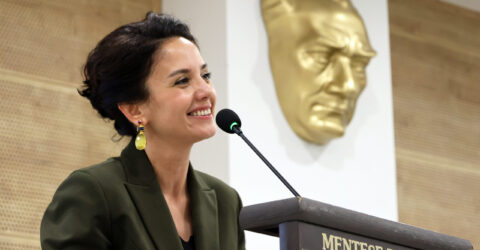 Başkan Köksal Aras: “Bağımsızlık Meşalesi, Gençliğin Ellerinde Geleceğe Taşınıyor”