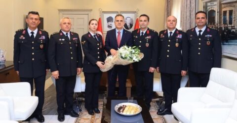 jANDARMADAN VALİ İDRİS AKBIYIK’A 187. YIL ZİYARETİ