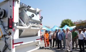 Milas Belediyesine yeni nesil Çöp Kamyonu iki adet Forklift   alındı
